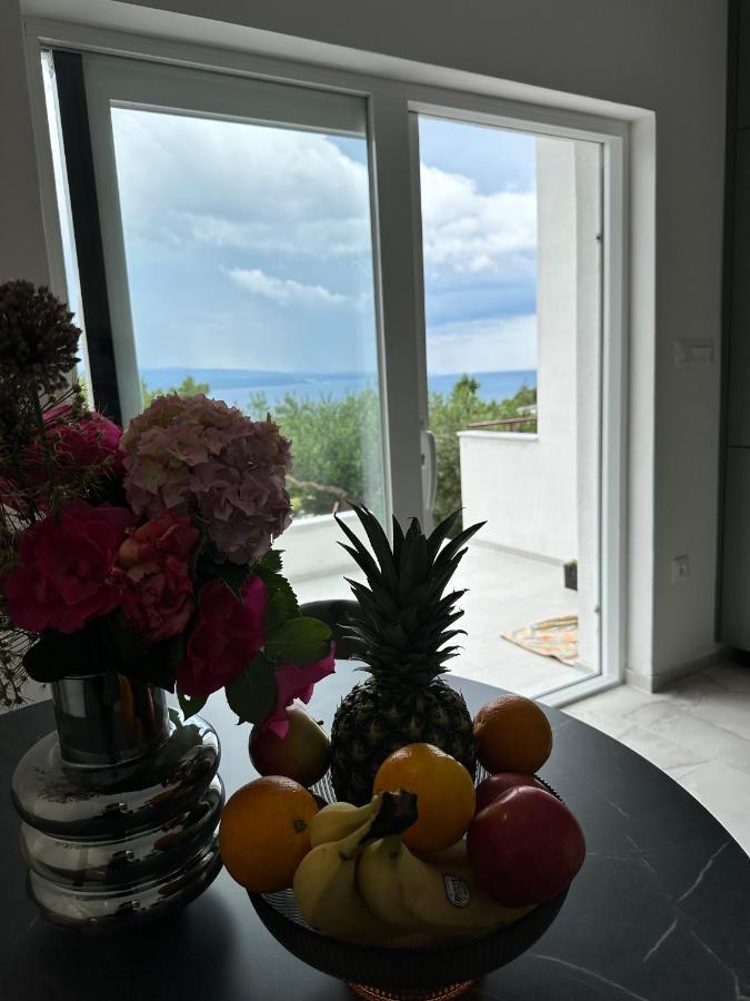 Olive View Apartment Брела Екстер'єр фото