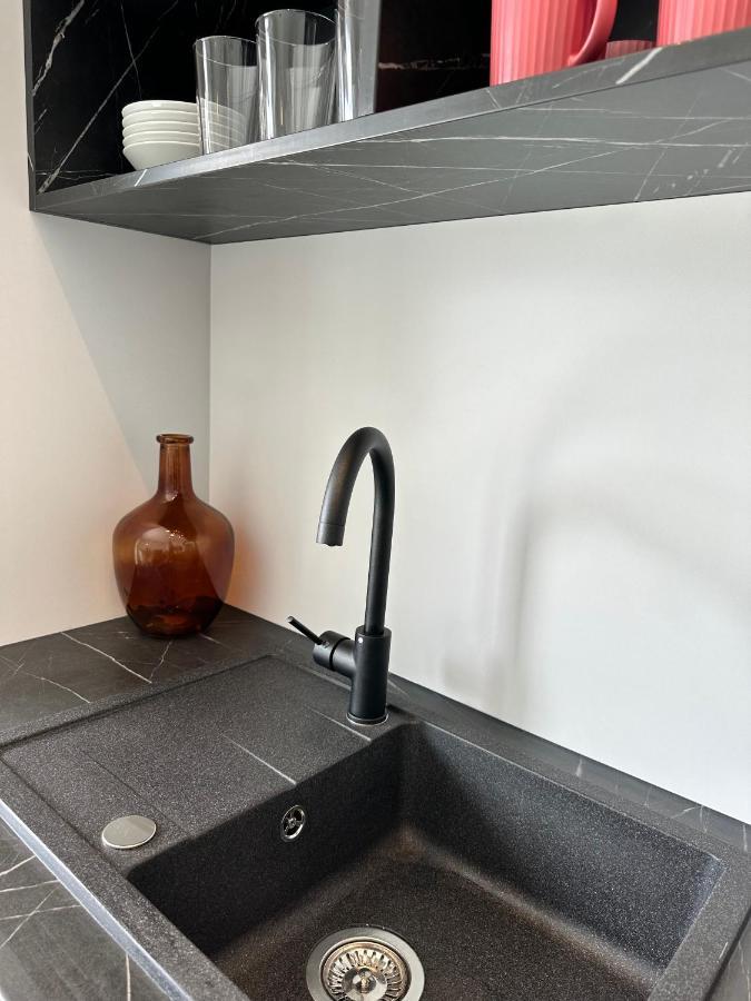 Olive View Apartment Брела Екстер'єр фото