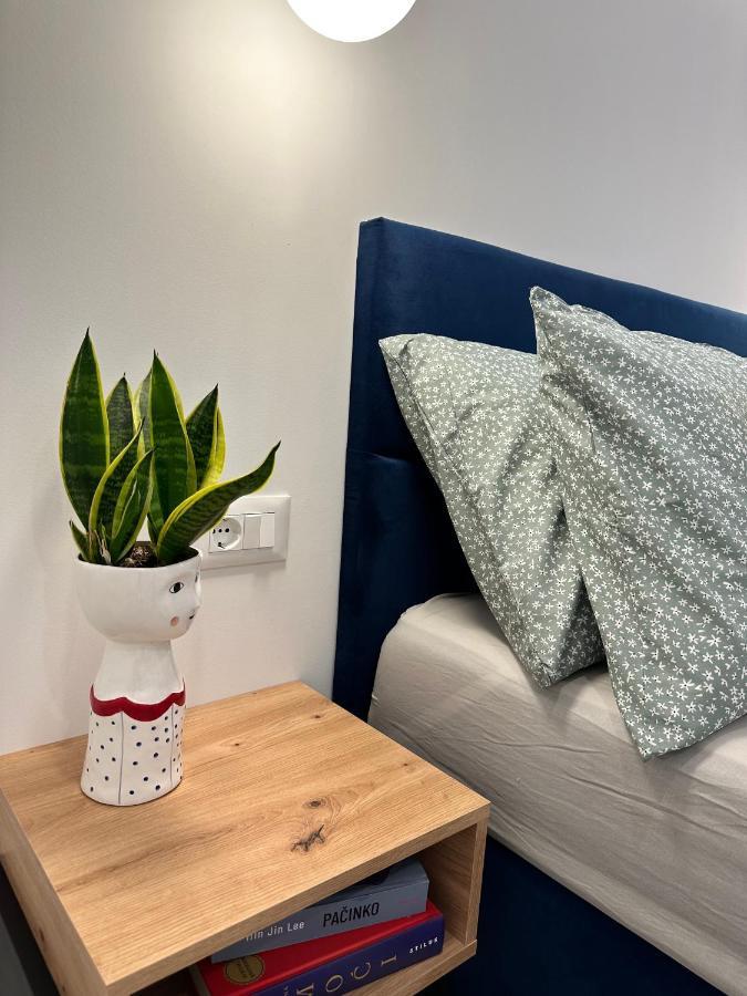 Olive View Apartment Брела Екстер'єр фото