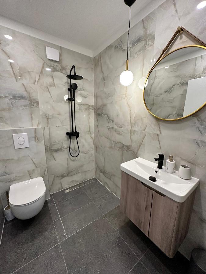 Olive View Apartment Брела Екстер'єр фото