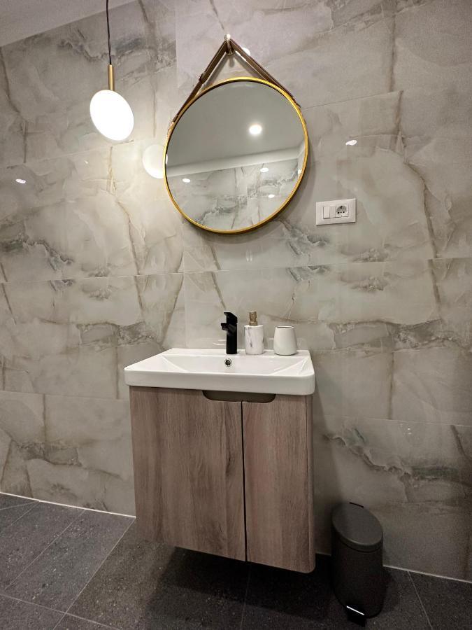 Olive View Apartment Брела Екстер'єр фото