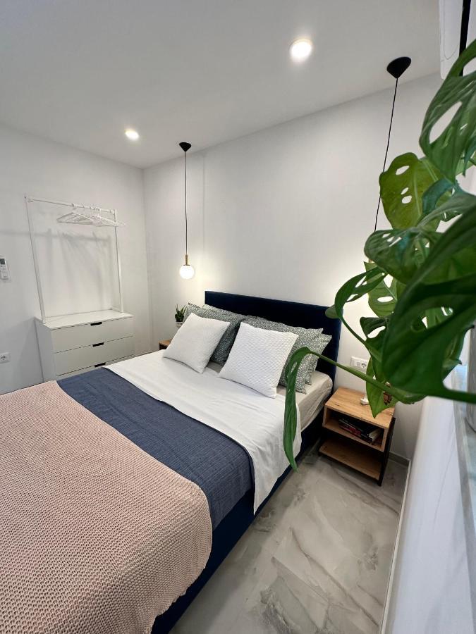 Olive View Apartment Брела Екстер'єр фото