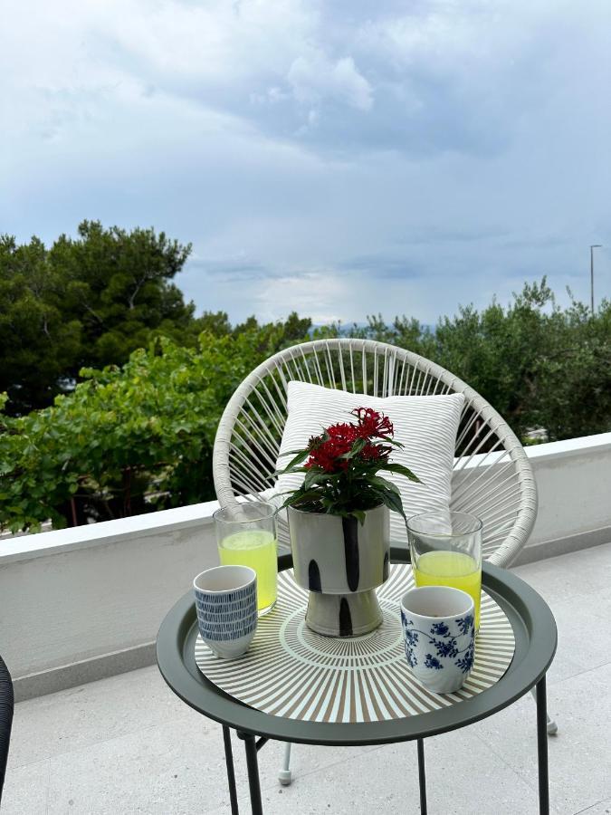 Olive View Apartment Брела Екстер'єр фото